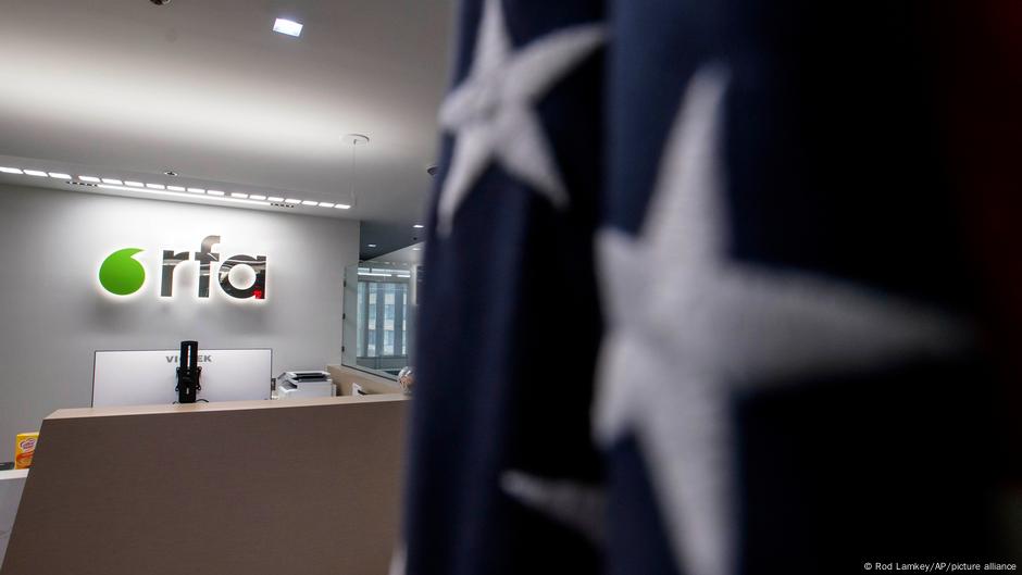 Radio Free Asia halts broadcasts amid US government shutdown – DW – 10/30/2025 Radio Free Asia halts broadcasts amid US government shutdown – DW – 10/30/2025