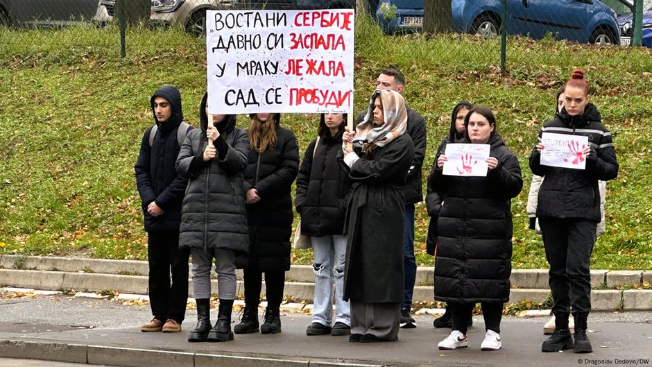 Studenti ispred Šumarskog fakulteta u Beogradu decembra 2024.