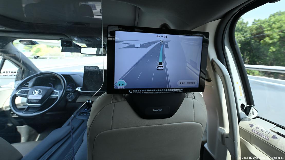 Robotaxinin içten görüntüsü. 