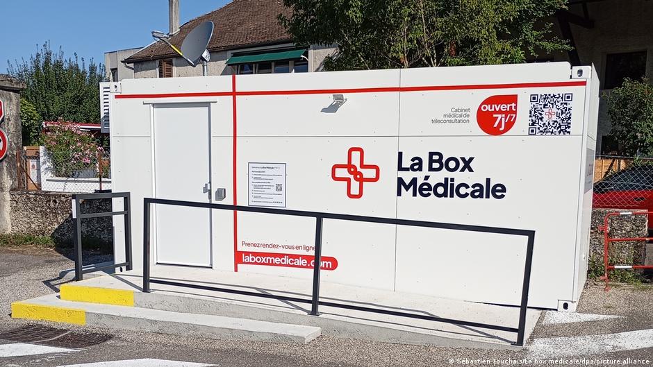 Jedan od medicinskih kontejnera u Francuskoj