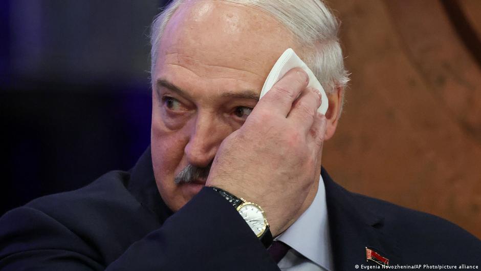 Україна запровадила персональні санкції щодо Лукашенка