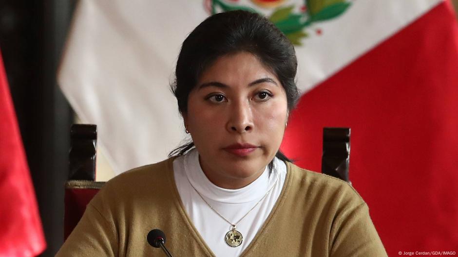 Perú rompe relaciones con México por asilo a – El reportero andino