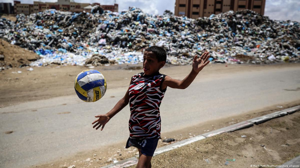 Over half a billion children live in conflict zones — report