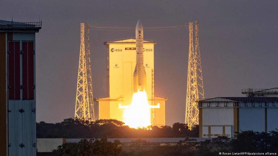 Despega cohete Ariane 6 con el satélite europeo de observación terrestre