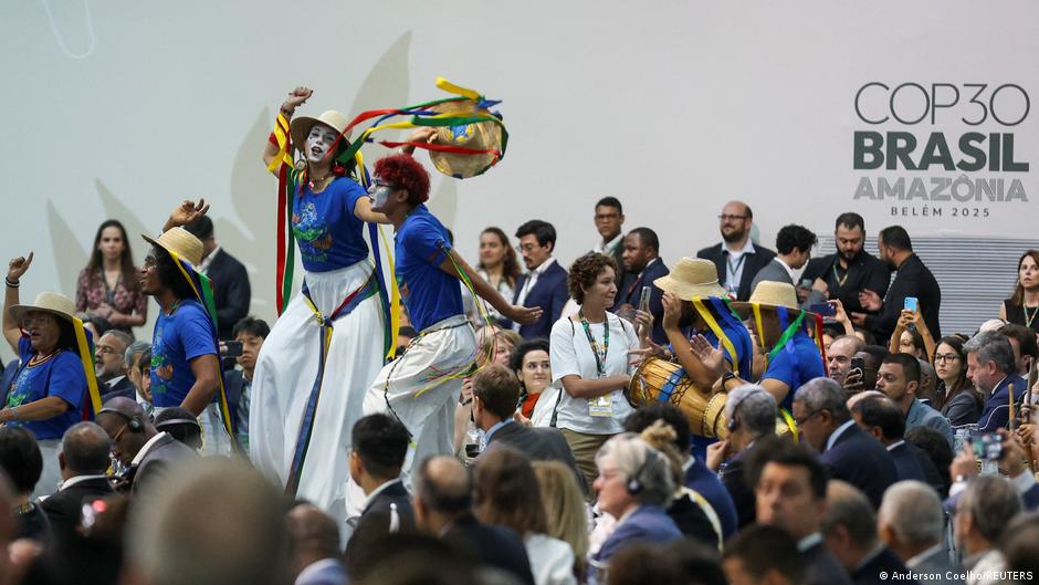 Nastup predstavnika autohtonih naroda na otvaranju COP30 - ti narodi su širom sveta posebno pogođeni klimatskim promenama