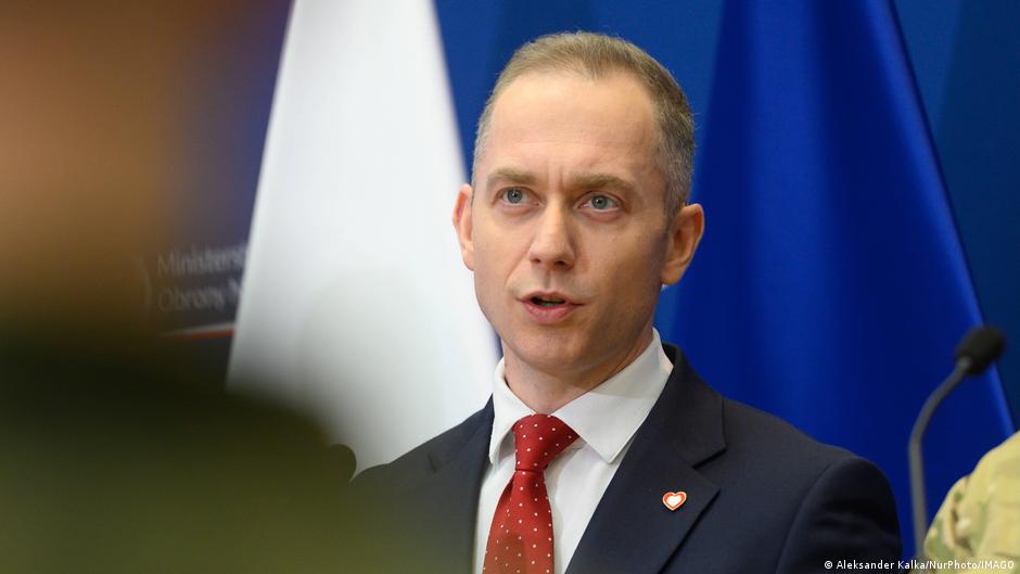 Міністр оборони Польщі щодо УПА: Є межі, які не можна переступати