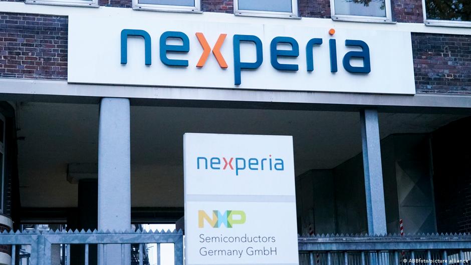 Nexperia chip exports from China to resume — German firm – DW – 11/07/2025 Nexperia chip exports from China to resume — German firm – DW – 11/07/2025