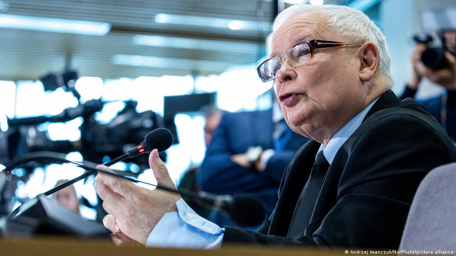 Lider opozicije Jaroslav Kačinjski svedoči pred istražnim odborom poljskog parlamenta o nabavci i upotrebi softvera Pegasus (15. mart 2023.)