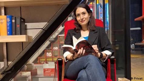 تصویری از صوفیا نصرالهی، منتقد سینما و مترجم ساکن ایران