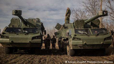 Donjeck 2024. Ushtarë ukrainas në Donjeck duke u përgatitur, 