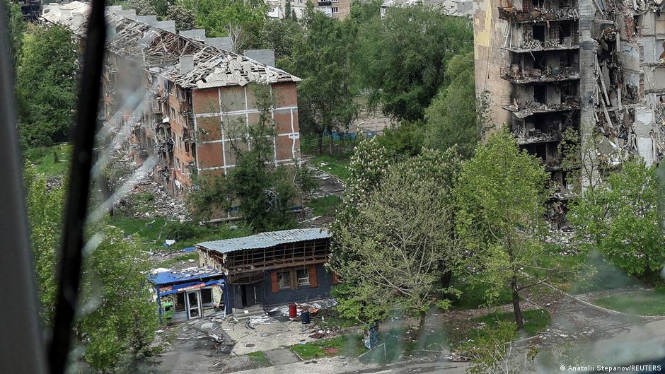 Ukraine updates: Russian forces step up presence in Pokrovsk DW 11/11/2025