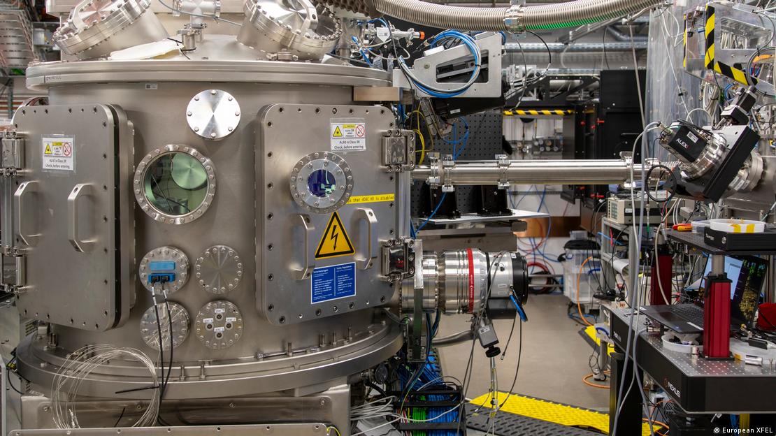 El instrumento de alta densidad energética (HED) del European XFEL. El instrumento de alta densidad energética (HED) del European XFEL.