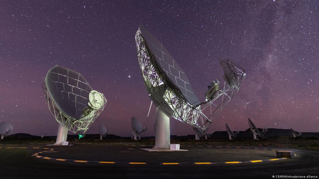 El radiotelescopio sudafricano MeerKAT (foto) captó la primera señal de radio del cometa interestelar 3I/ATLAS el 24 de octubre.