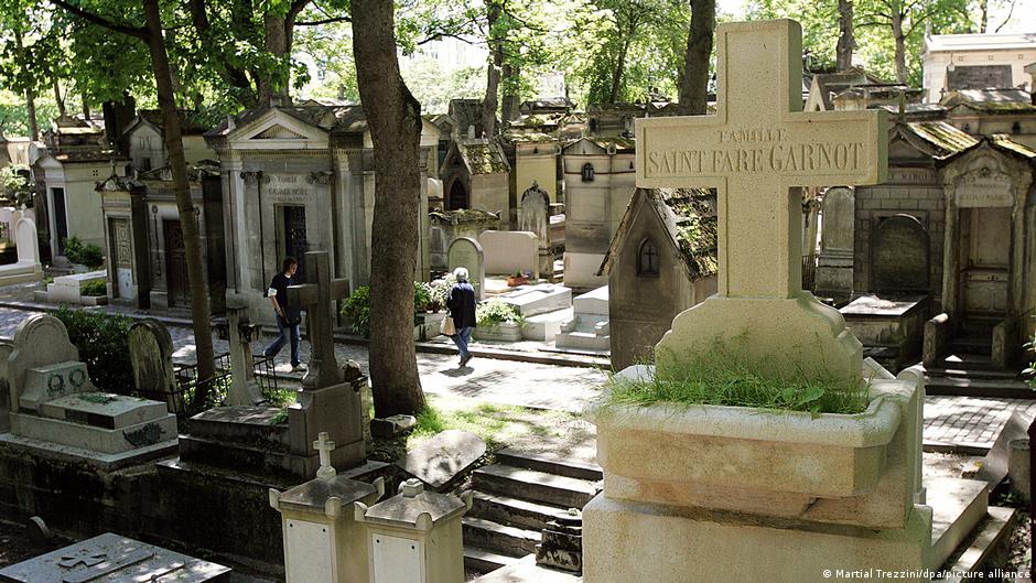 Tod-im-Wandel-Bestattungen-von-ausgefallen-bis-nachhaltig