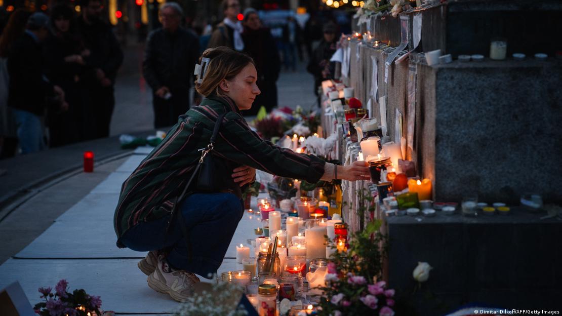 Frankreich Paris 2025 | Gedenken am Place de la République zum zehnten Jahrestag der Anschläge vom 13. November