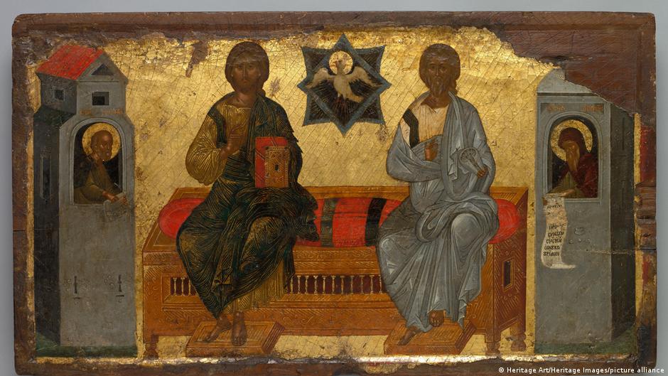 Zlato se u hrišćanskoj ikonografiji koristilo kao simbol svetog i nebeskog, kao na primer na ovoj vizantijskoj ikoni (oko 1450. godine nove ere)