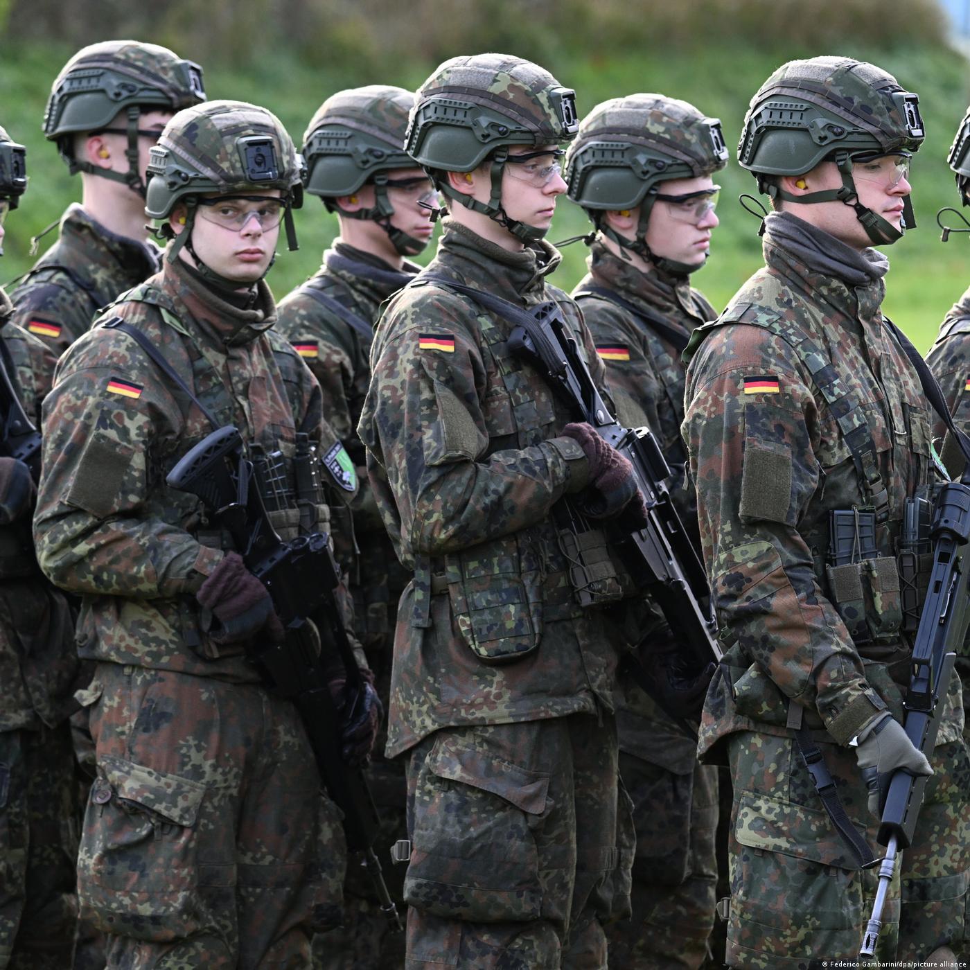 A revolta dos jovens contra plano alemão de ampliar exército episode artwork