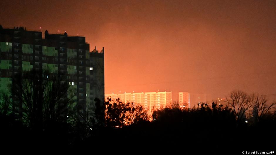 Ukraine: 'Massive' overnight attack on Kyiv