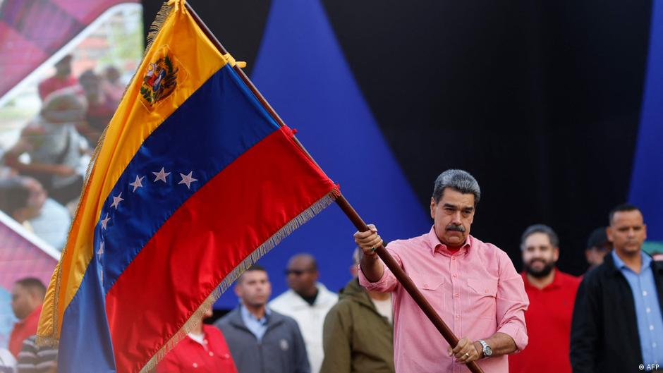 Le Venezuela exige que les compagnies aériennes reprennent leurs vols – DW – 25/11/2025