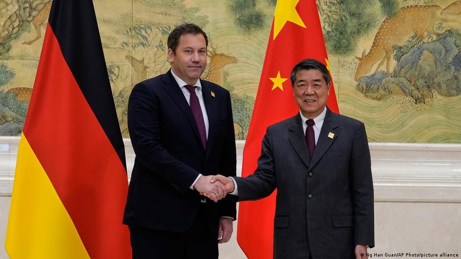 Germany news: Vice Chancellor Klingbeil in China for talks