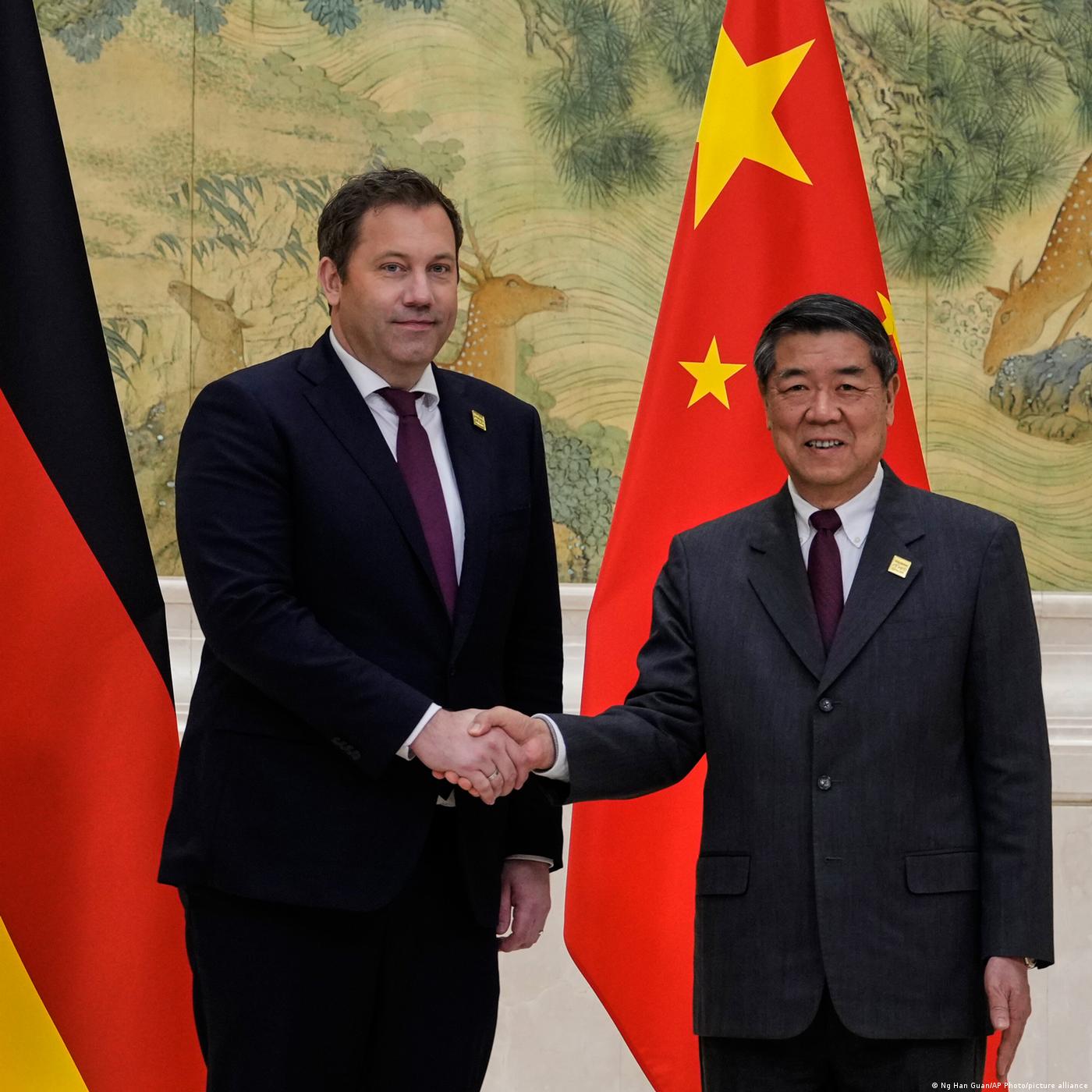 17.11.2025 – Langsam Gesprochene Nachrichten