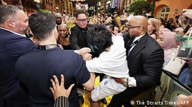 Singapore jails Australian man who rushed Ariana Grande