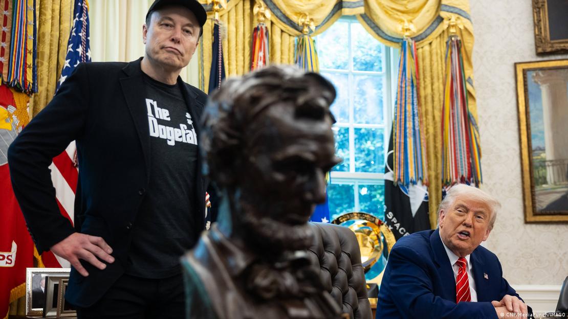 Donald Trump dhe Elon Musk ne Oval Office Donald Trump dhe Elon Musk ne Oval Office