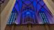 Die Bach-Orgel in bläuliches Licht getaucht Die Bach-Orgel in bläuliches Licht getaucht