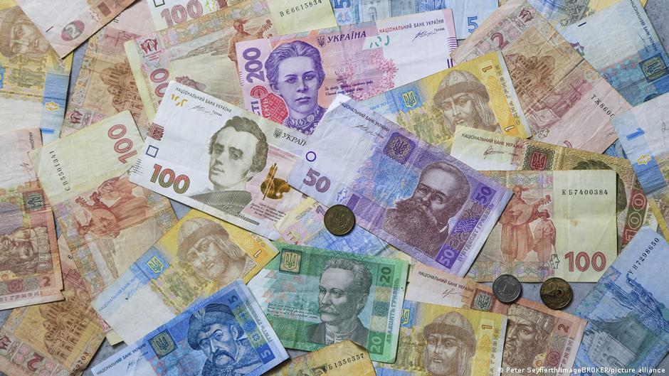 Зеленський анонсував нові програми: 1500 грн і кешбек на пальне