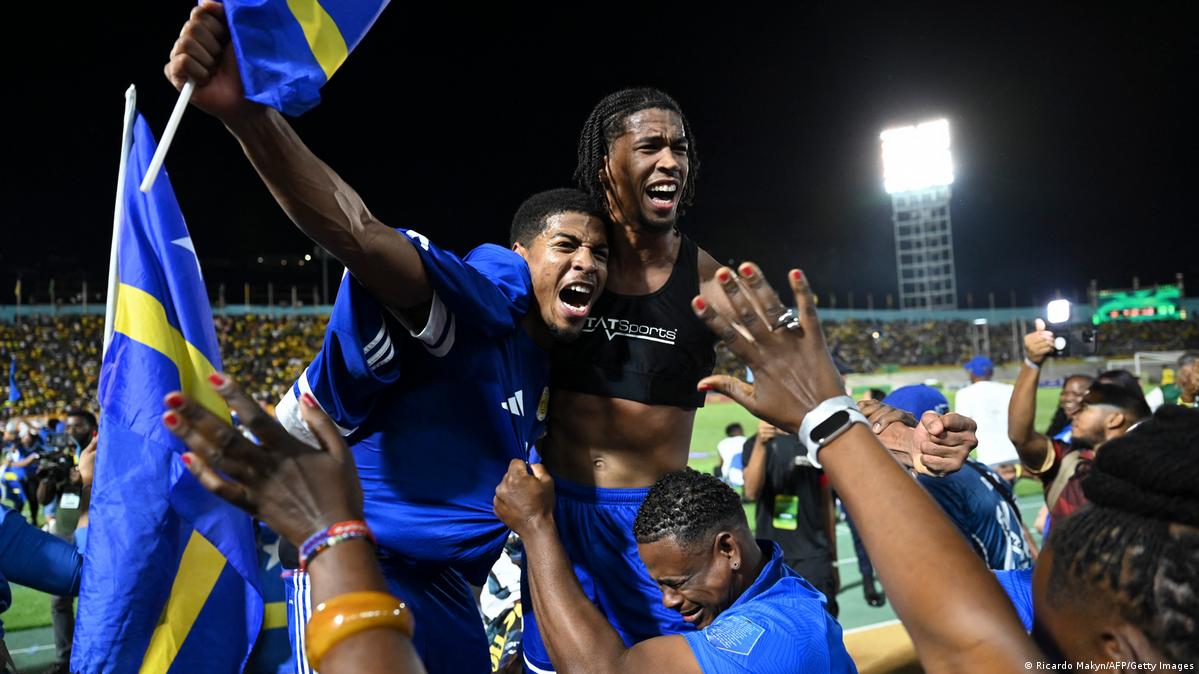 Curacao players celebrate qualifying for the World Cup