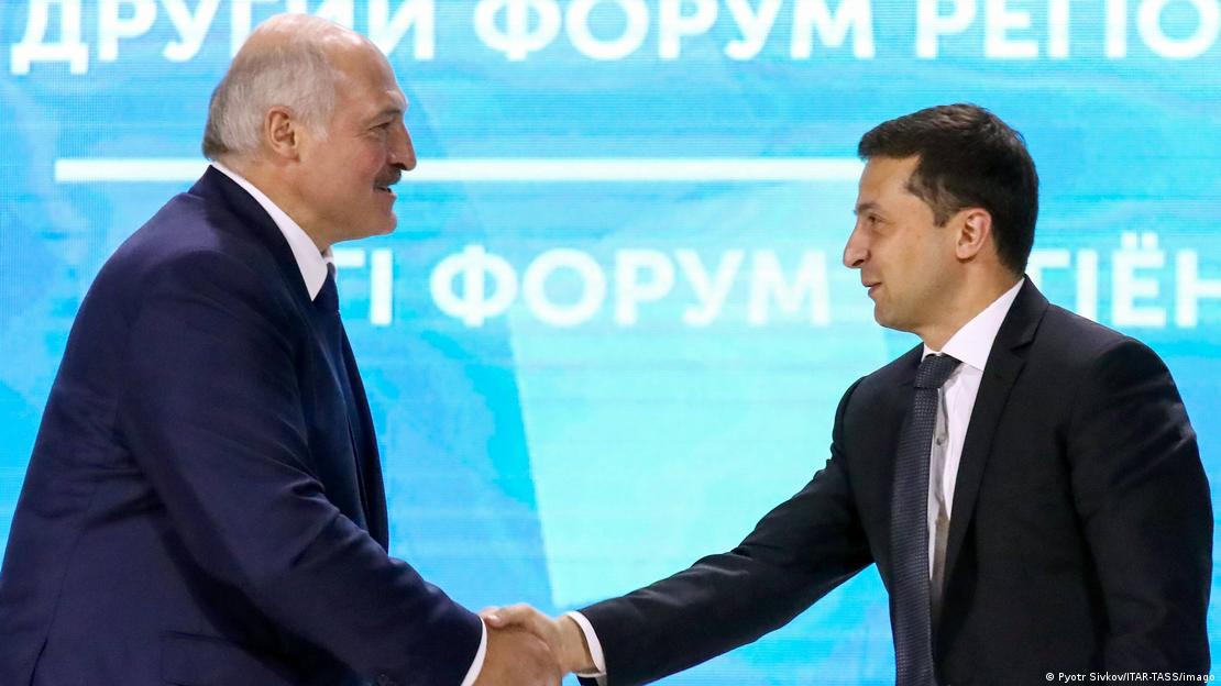 Александр Лукашенко и Владимир Зеленский в Житомире в 2019 году