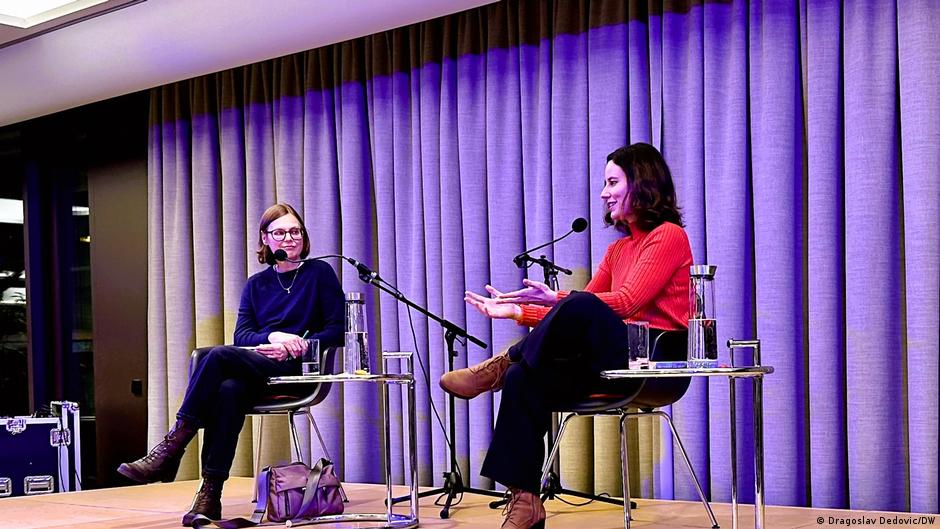 Književna kritičarka Giza Funk (levo) i Klaudija Šumaher