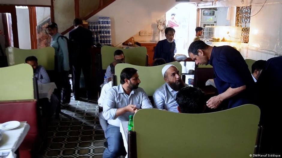 In Pakistan, Karachi's Iranian cafes are disappearing – DW – 11