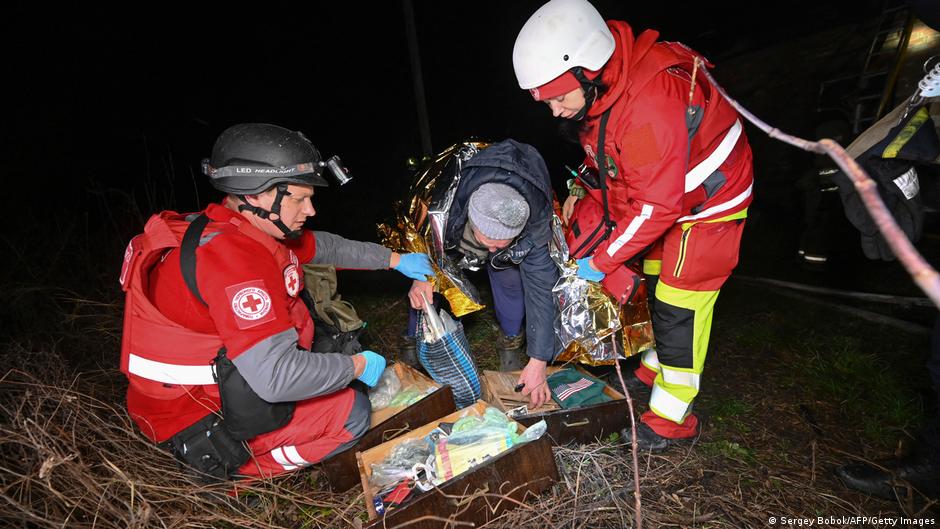 Pomoć ranjenima nakon ruskih napada na Harkov