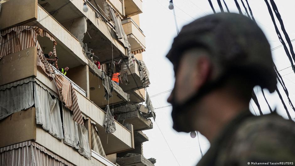 Israel-Hezbollah ceasefire tensions threaten to escalate – DW – 11/24/2025