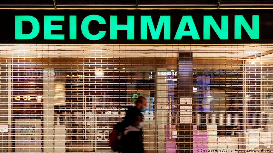 Gigant ma płacić za utylizację pudełek. Przegrana Deichmanna