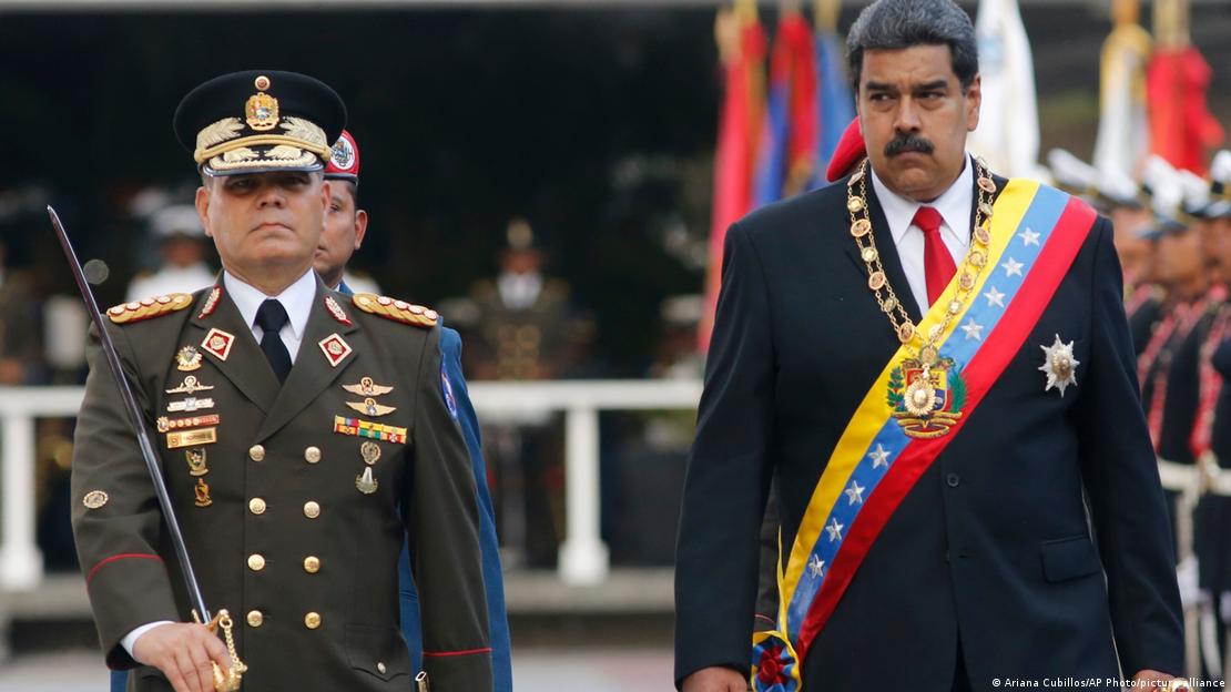 Venezuela Caracas 2018 | Nicolás Maduro und Vladimir Padrino López in Uniform bei Militärparade Venezuela Caracas 2018 | Nicolás Maduro und Vladimir Padrino López in Uniform bei Militärparade