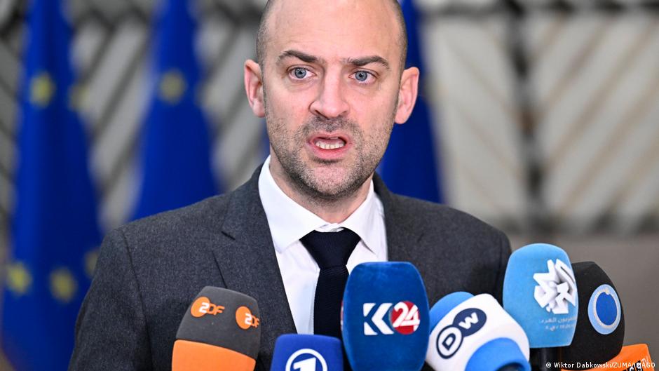 Francia acusa injerencia de EE.UU. por comentarios sobre la muerte de joven ultra