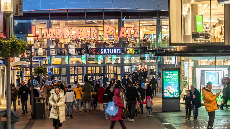 Germany news: One-in-six retailers fear for future