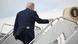 En la imagen aparece el presidente estadounidense Donald Trump abordando el Air Force One. En la imagen aparece el presidente estadounidense Donald Trump abordando el Air Force One.