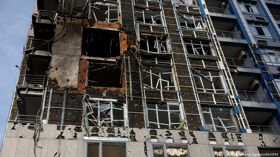 Stambena zgrada u Kijevu 25. novembra nakon napada ruskog drona