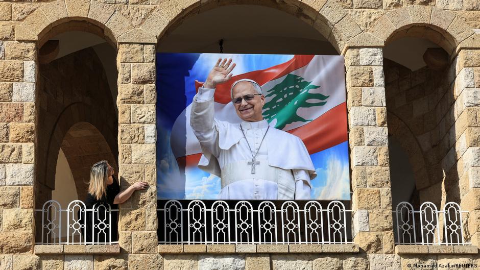 Udhëtimi i parë i Papës Leo  Takim me Islamin në Turqi dhe Liban