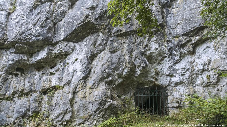 Analizirane kosti potiču iz krečnjačkih pećina Goje u pokrajini Namur u Belgiji