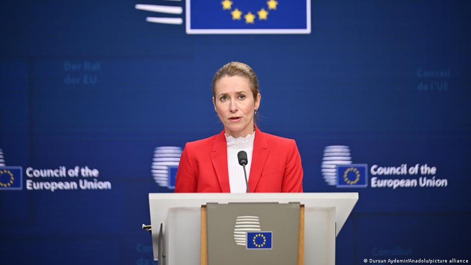 Ukraine updates: EU calls for more Russia sanctions