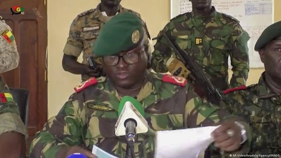 L’armée réalise un coup d’État en Guinée-Bissau – DW – 26/11/2025