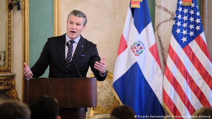Hegseth já está sob pressão devido aos ataques a embarcações no Mar do Caribe