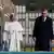 El papa León XIV y el presidente turco, Recep Tayyip Erdogan, en la entrada del palacio presidencial de Ankara. (27.11.2025).