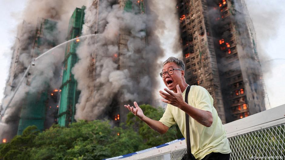 Hong Kong in shock after major fire – DW – 11 - Deutsche Welle by Ulrike Schulze