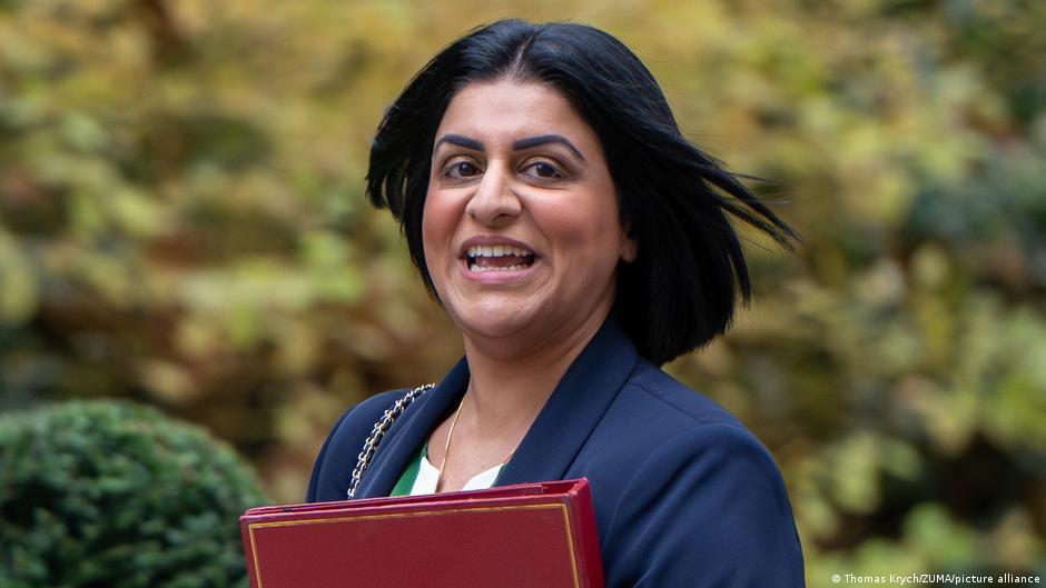 British government welcomes sharp dip in net migration