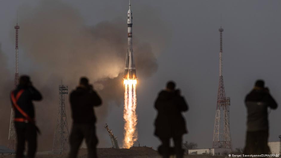 Russian cosmodrome damaged after Soyuz launch to ISS  DW  11/27/2025